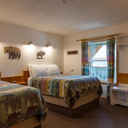 Elk Horn Lodge Cooke City Ngoại thất bức ảnh