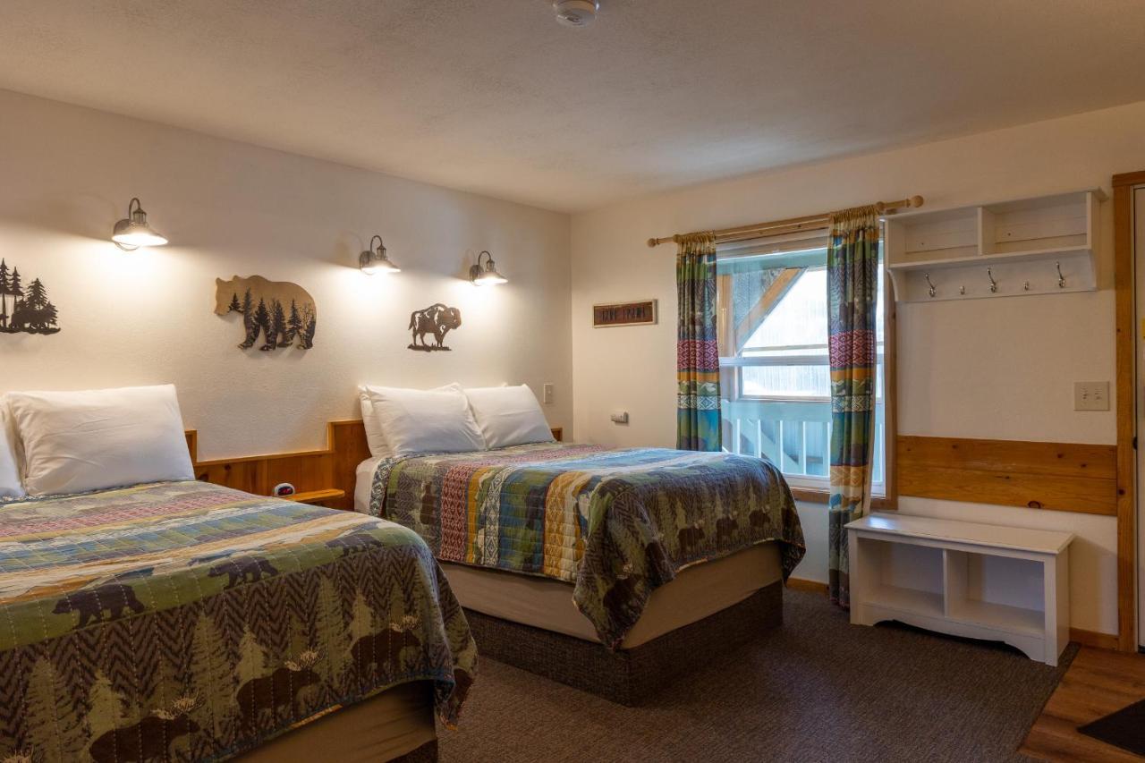 Elk Horn Lodge Cooke City Ngoại thất bức ảnh
