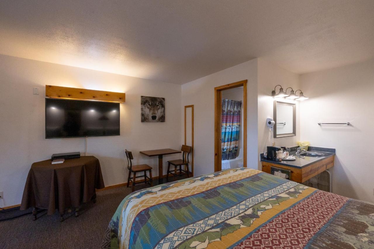 Elk Horn Lodge Cooke City Ngoại thất bức ảnh