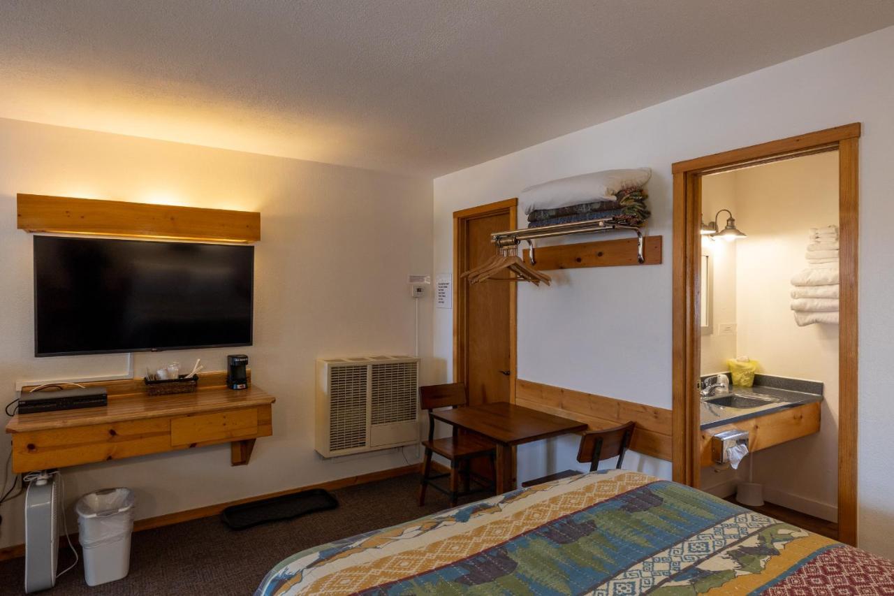 Elk Horn Lodge Cooke City Ngoại thất bức ảnh