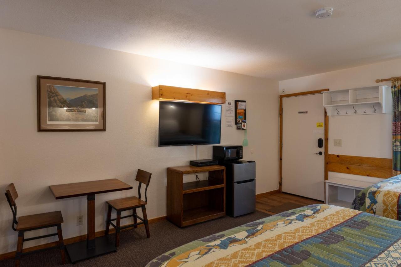 Elk Horn Lodge Cooke City Ngoại thất bức ảnh