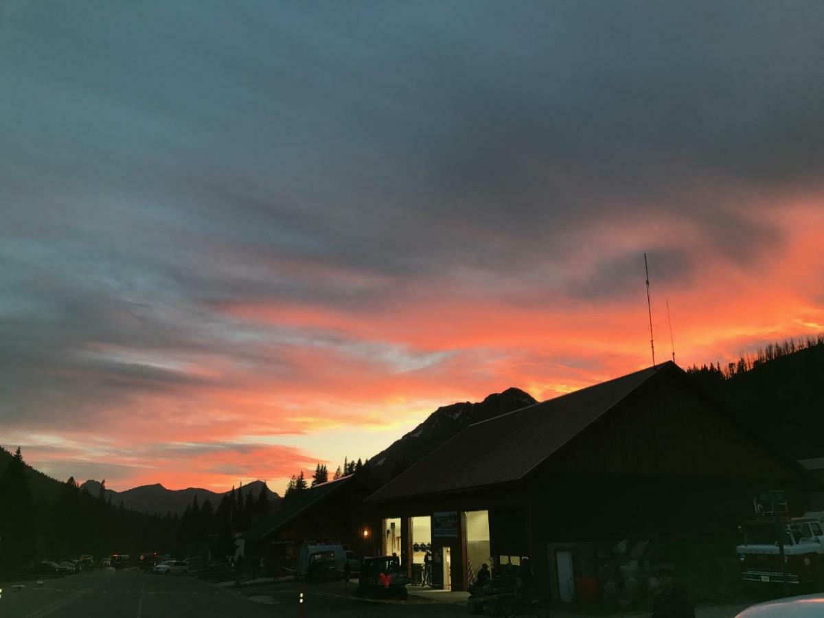 Elk Horn Lodge Cooke City Ngoại thất bức ảnh